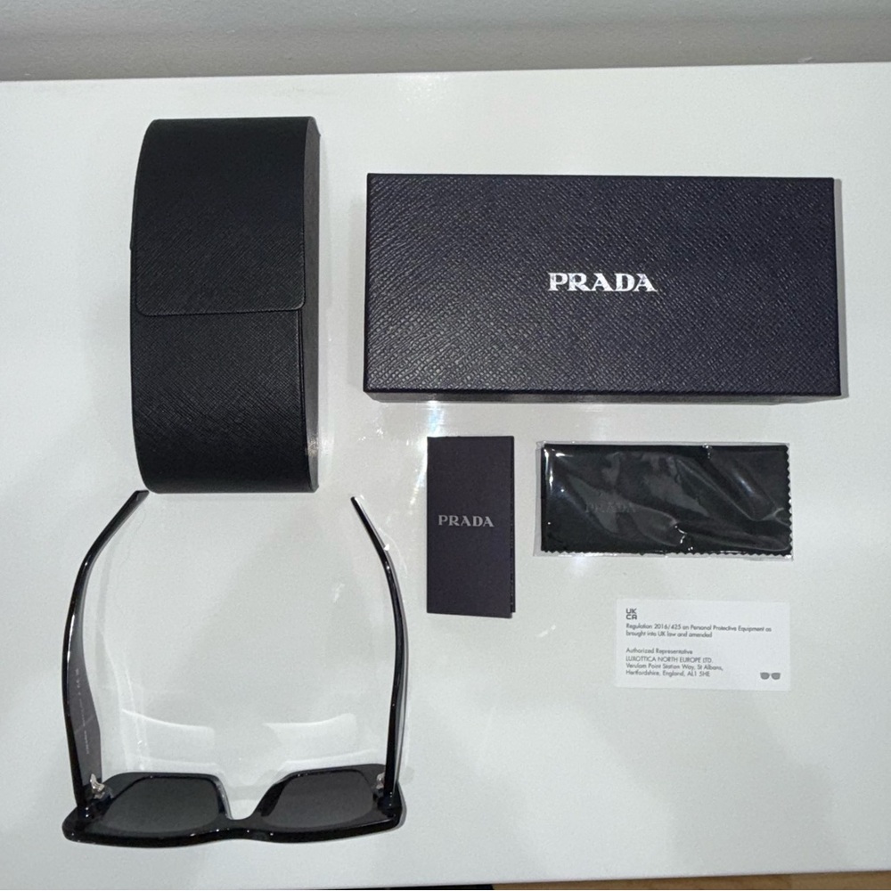 Prada Symbole sunglasses - Picture 13 of 13